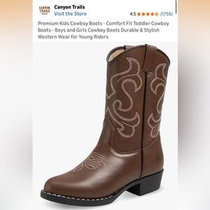 Canyon Trails kid shoes